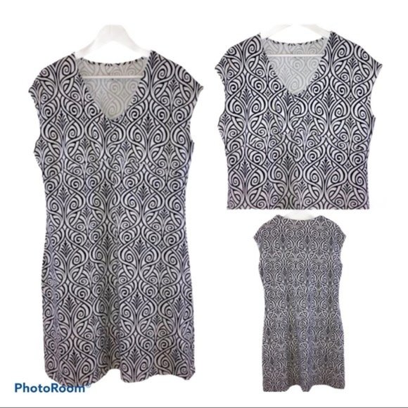 Title nine Dresses & Skirts - Title Nine Cap Sleeve Dress Black White Swirl Geo